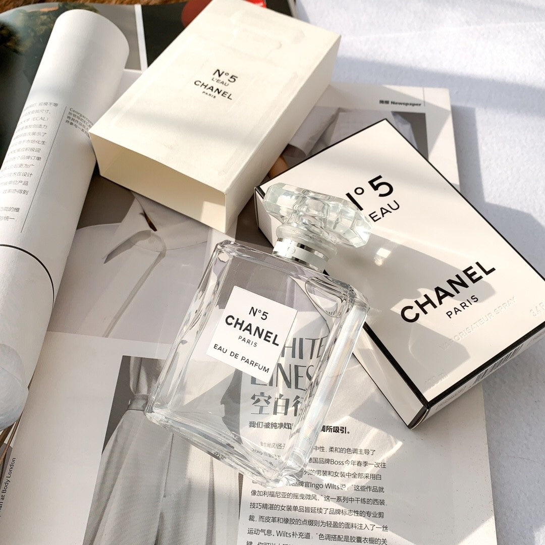 White No. 5 Eau de Parfum for Women