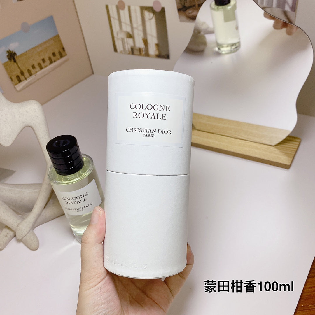 Montaigne fragrance for women